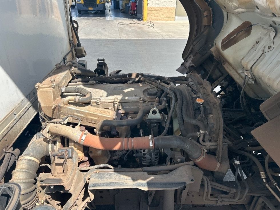 Refrigerated Truck-Light and Medium Duty Trucks-Isuzu-2018-NQR-Torrance-CA-84,391\n\t\tmiles-$ 55,250 - Image 23