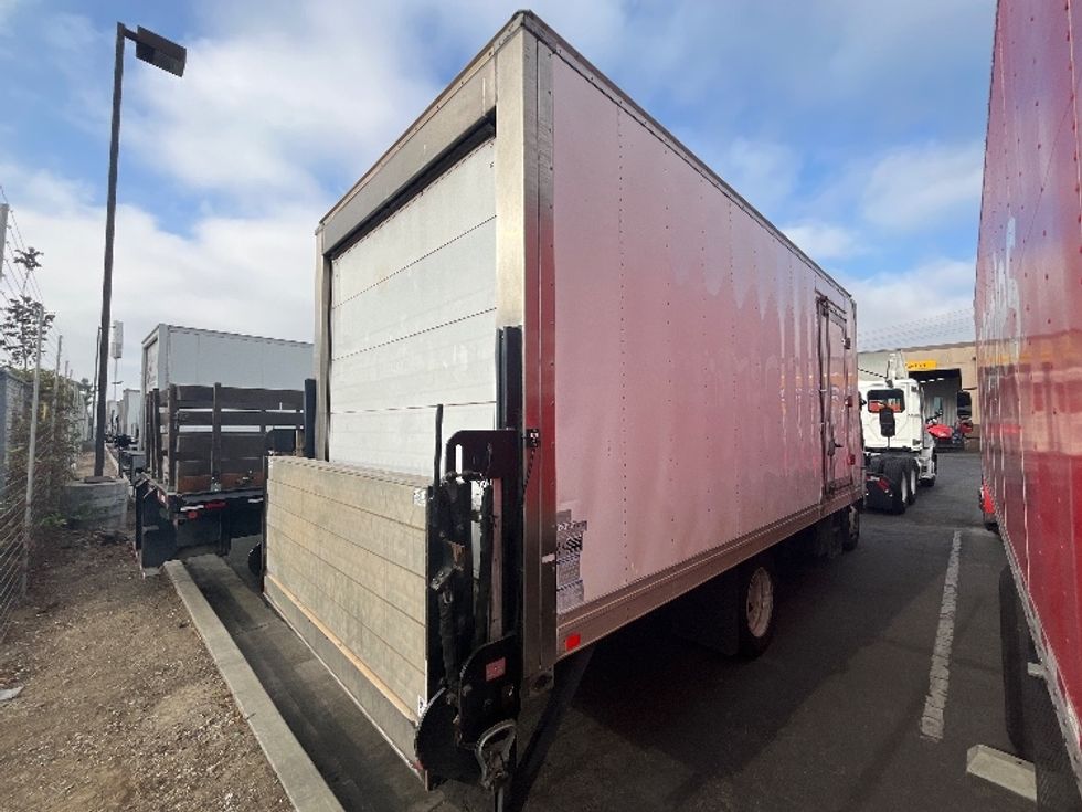 Refrigerated Truck-Light and Medium Duty Trucks-Isuzu-2018-NQR-Torrance-CA-85,900\n\t\tmiles-$ 53,500 - Image 12