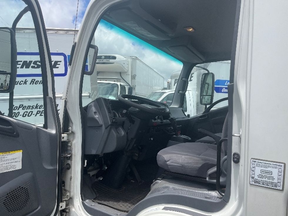 Refrigerated Truck-Light and Medium Duty Trucks-Isuzu-2018-NQR-Torrance-CA-85,900\n\t\tmiles-$ 53,500 - Image 15