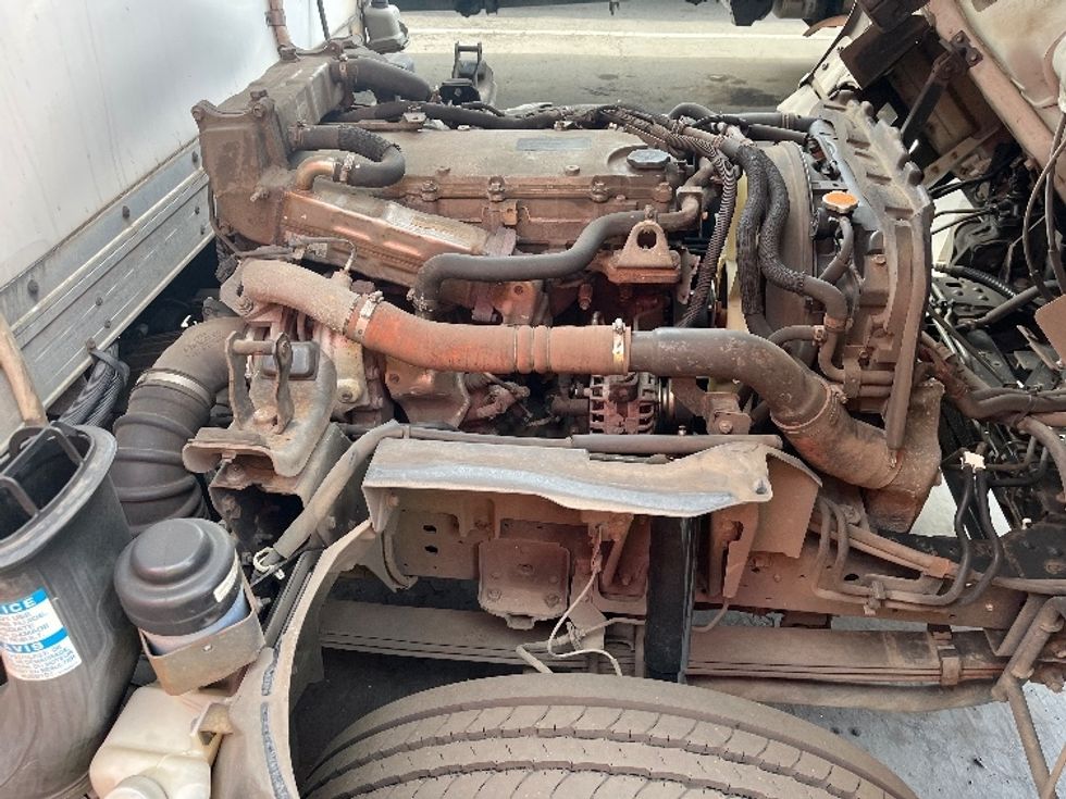 Refrigerated Truck-Light and Medium Duty Trucks-Isuzu-2018-NQR-Torrance-CA-85,900\n\t\tmiles-$ 53,500 - Image 23