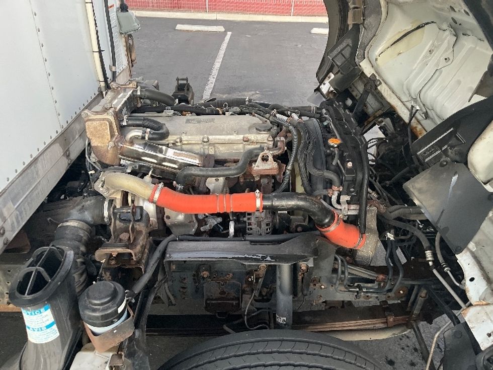 Refrigerated Truck-Light and Medium Duty Trucks-Isuzu-2018-NQR-Torrance-CA-91,001\n\t\tmiles-$ 51,500 - Image 23