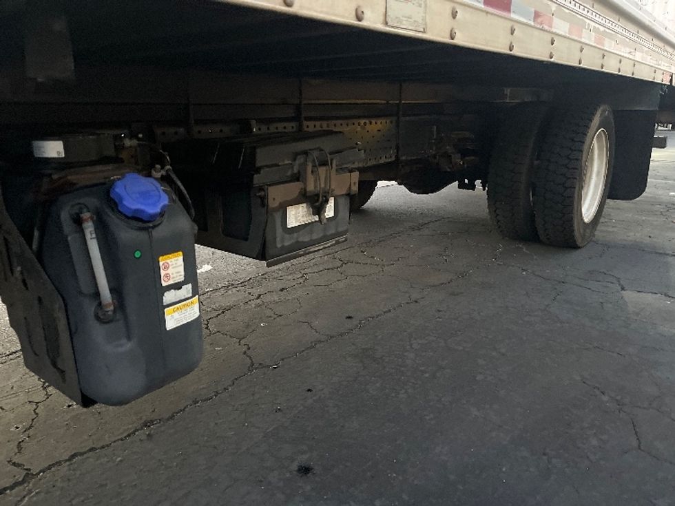 Refrigerated Truck-Light and Medium Duty Trucks-Isuzu-2018-NQR-Torrance-CA-91,001\n\t\tmiles-$ 51,500 - Image 5