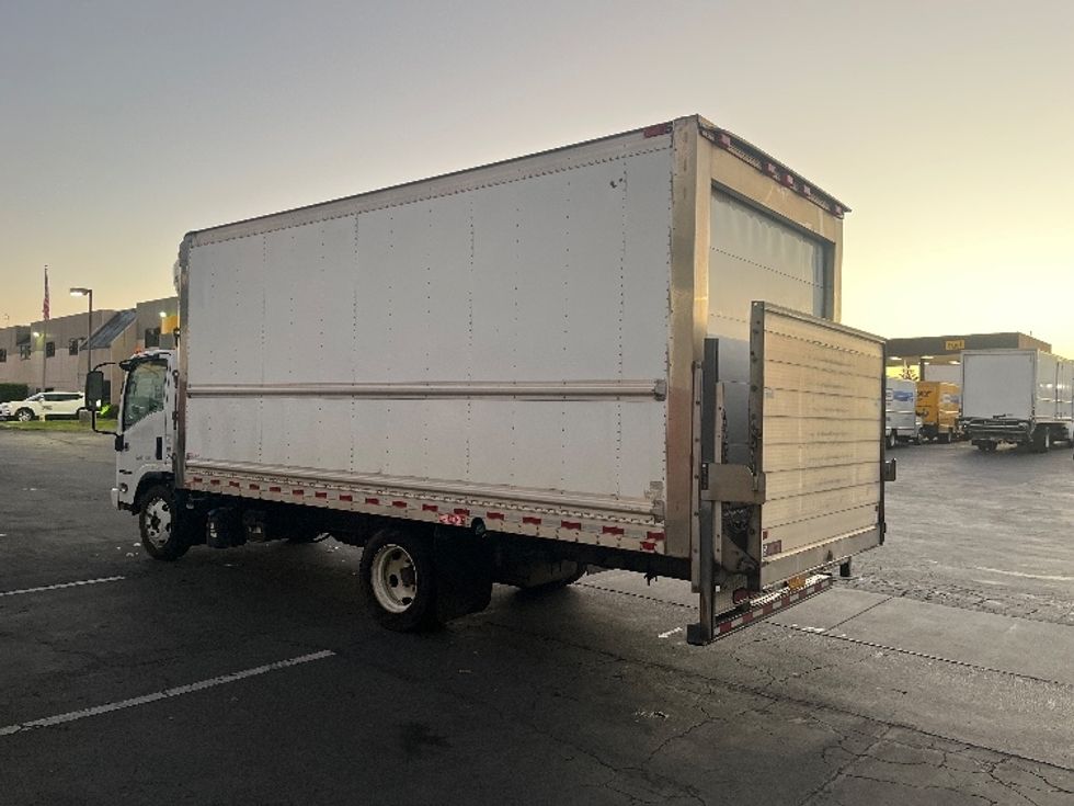 Refrigerated Truck-Light and Medium Duty Trucks-Isuzu-2018-NQR-Torrance-CA-91,001\n\t\tmiles-$ 51,500 - Image 6