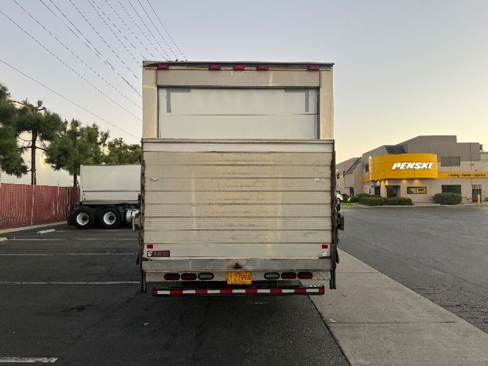 Refrigerated Truck-Light and Medium Duty Trucks-Isuzu-2018-NQR-Torrance-CA-91,001\n\t\tmiles-$ 51,500 - Image 7