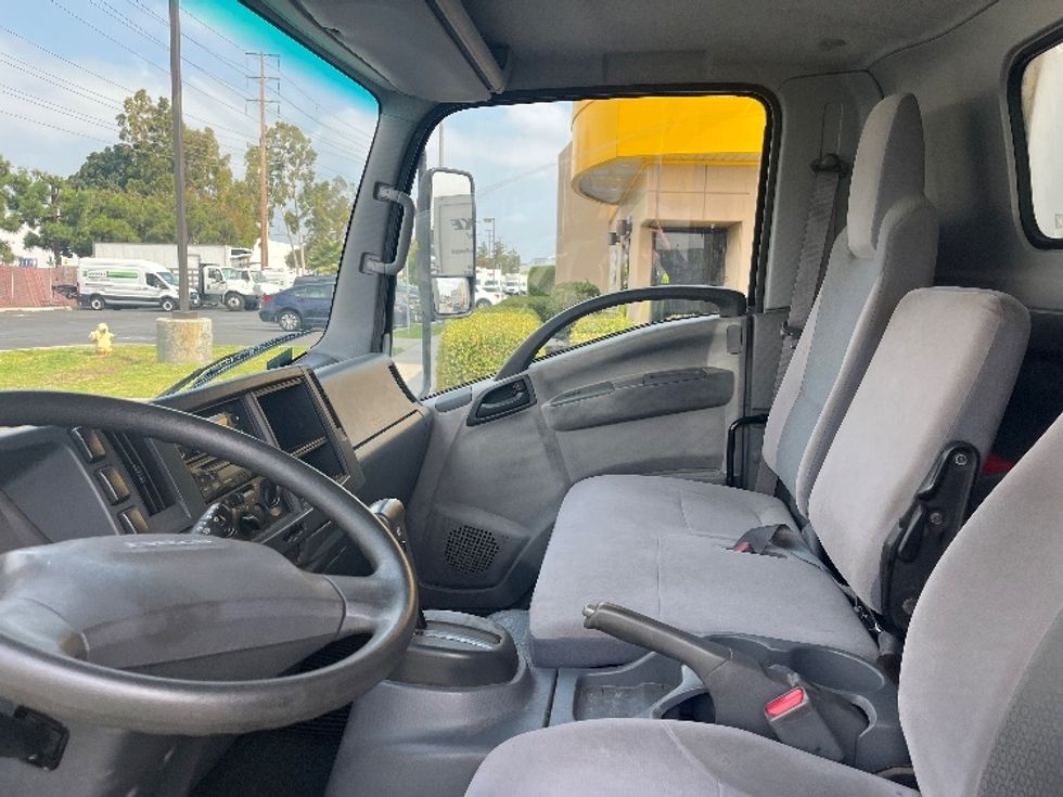 Refrigerated Truck-Light and Medium Duty Trucks-Isuzu-2018-NQR-Torrance-CA-97,607\n\t\tmiles-$ 50,000 - Image 19