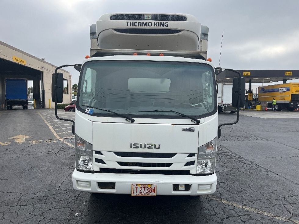 Refrigerated Truck-Light and Medium Duty Trucks-Isuzu-2018-NQR-Torrance-CA-97,607\n\t\tmiles-$ 50,000 - Image 2