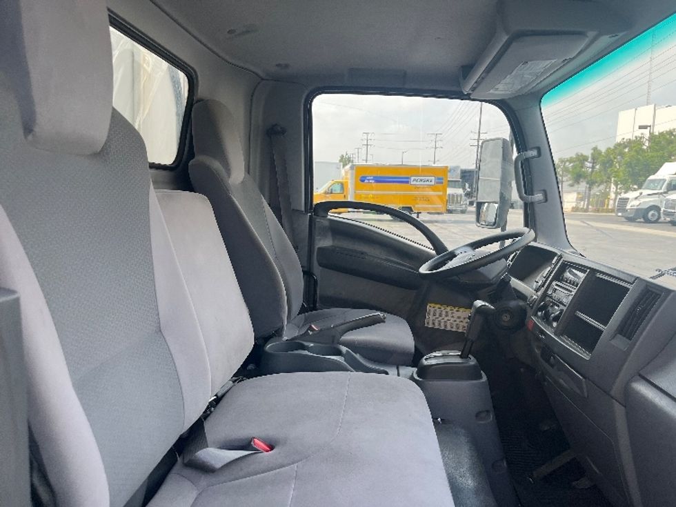 Refrigerated Truck-Light and Medium Duty Trucks-Isuzu-2018-NQR-Torrance-CA-97,607\n\t\tmiles-$ 50,000 - Image 22
