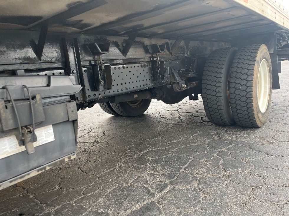 Refrigerated Truck-Light and Medium Duty Trucks-Isuzu-2018-NQR-Torrance-CA-97,607\n\t\tmiles-$ 50,000 - Image 5