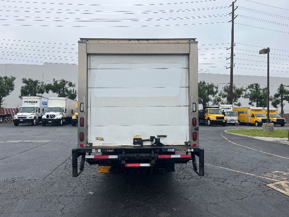 Refrigerated Truck-Light and Medium Duty Trucks-Isuzu-2018-NQR-Torrance-CA-97,607\n\t\tmiles-$ 50,000 - Image 7