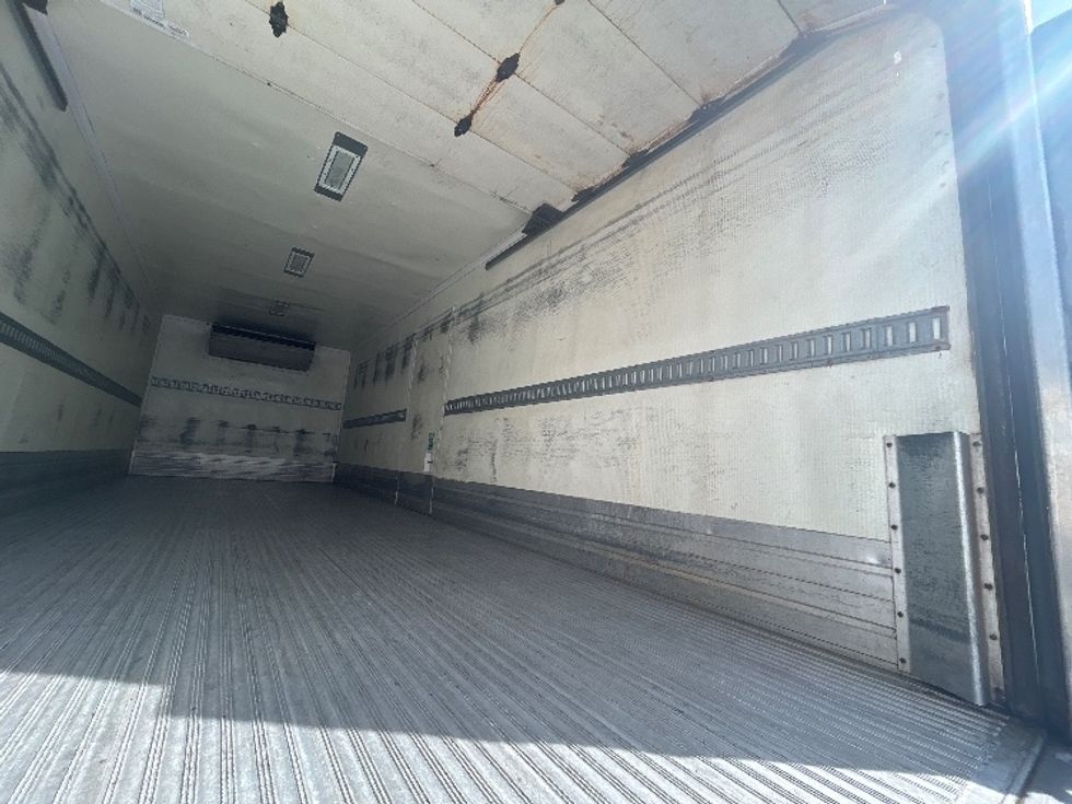 Refrigerated Truck-Light and Medium Duty Trucks-Isuzu-2018-NRR-Braintree-MA-190,229\n\t\tmiles-$ 36,750 - Image 12