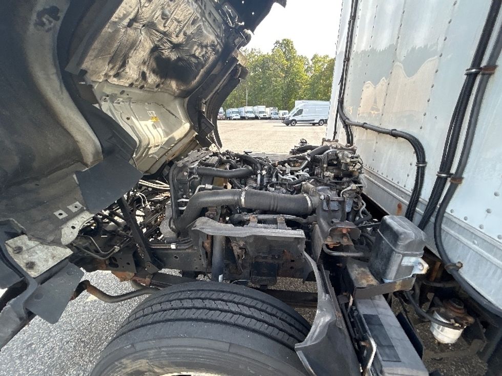 Refrigerated Truck-Light and Medium Duty Trucks-Isuzu-2018-NRR-Braintree-MA-190,229\n\t\tmiles-$ 36,750 - Image 24