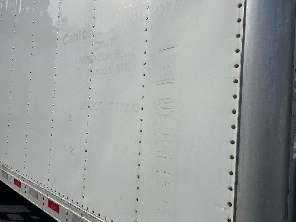 Refrigerated Truck-Light and Medium Duty Trucks-Isuzu-2018-NRR-Braintree-MA-190,229\n\t\tmiles-$ 36,750 - Image 27