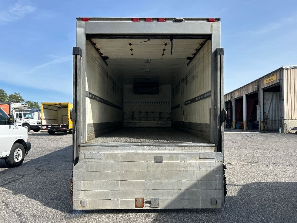 Refrigerated Truck-Light and Medium Duty Trucks-Isuzu-2018-NRR-Braintree-MA-190,229\n\t\tmiles-$ 36,750 - Image 8