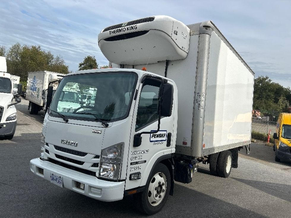 Refrigerated Truck-Light and Medium Duty Trucks-Isuzu-2018-NRR-Burnaby-BC-171,031\n\t\tkm-$ 64,500 - Image 3