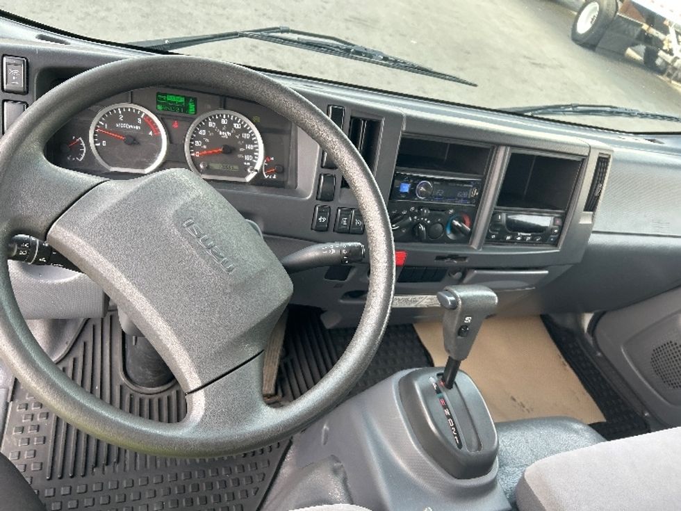 Refrigerated Truck-Light and Medium Duty Trucks-Isuzu-2018-NRR-Delta-BC-175,564\n\t\tkm-$ 68,250 - Image 17