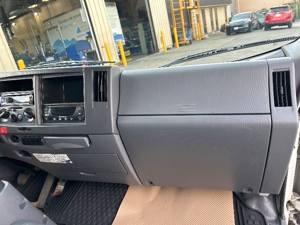 Refrigerated Truck-Light and Medium Duty Trucks-Isuzu-2018-NRR-Delta-BC-175,564\n\t\tkm-$ 68,250 - Image 20