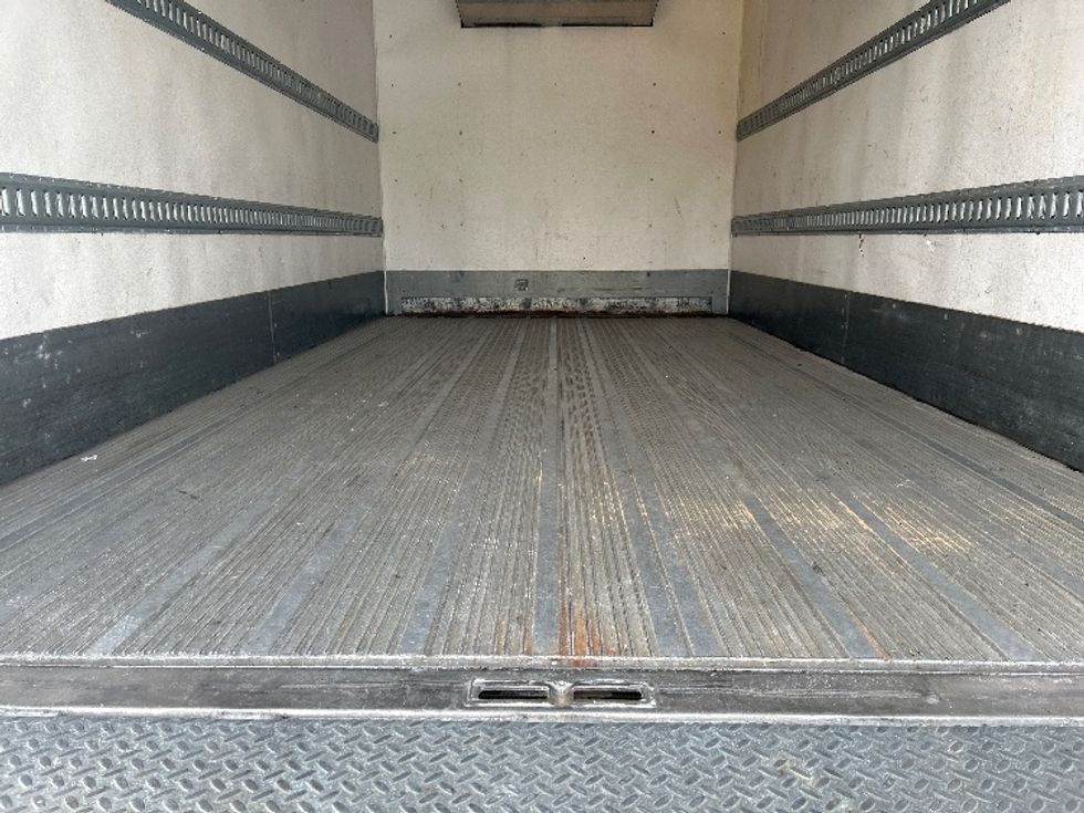 Refrigerated Truck-Light and Medium Duty Trucks-Isuzu-2018-NRR-Delta-BC-175,564\n\t\tkm-$ 68,250 - Image 9