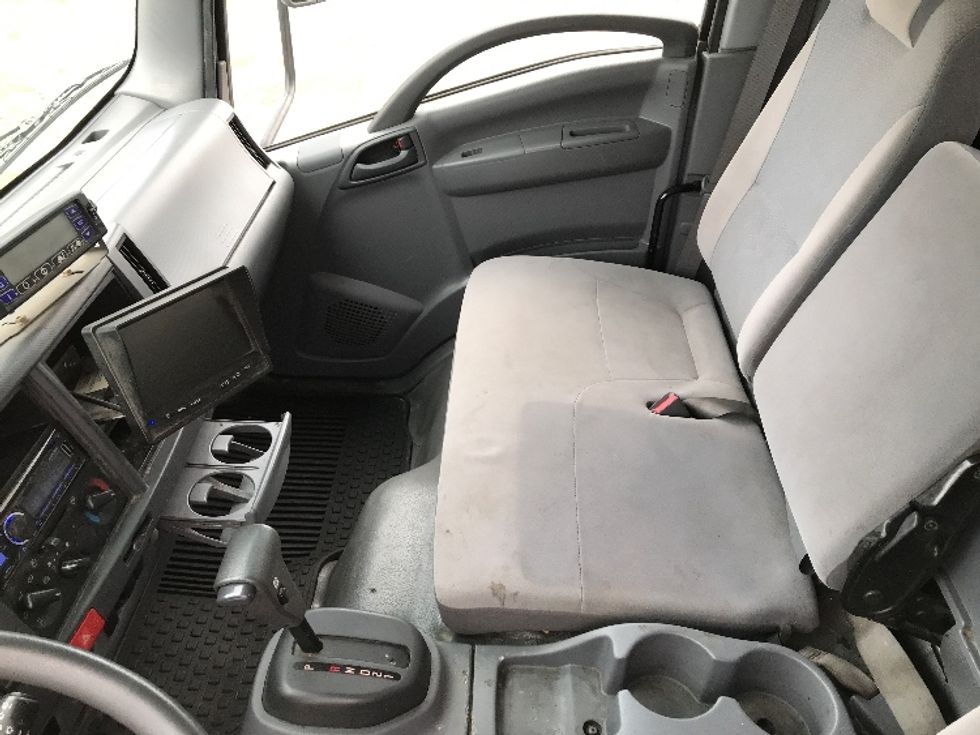 Refrigerated Truck-Light and Medium Duty Trucks-Isuzu-2018-NRR-Garden City-GA-120,866\n\t\tmiles-$ 49,250 - Image 19