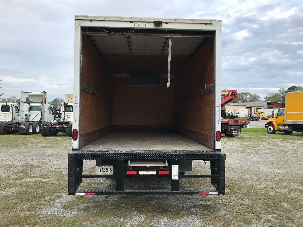 Refrigerated Truck-Light and Medium Duty Trucks-Isuzu-2018-NRR-Garden City-GA-120,866\n\t\tmiles-$ 49,250 - Image 8