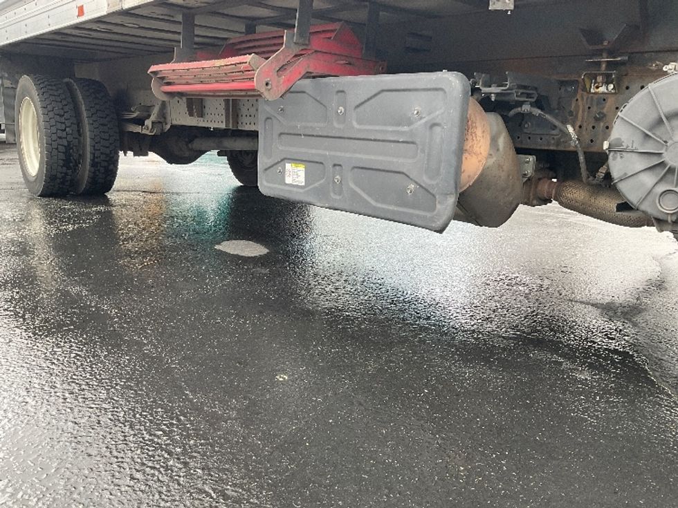 Refrigerated Truck-Light and Medium Duty Trucks-Isuzu-2018-NRR-Kent-WA-139,262\n\t\tmiles-$ 47,000 - Image 14