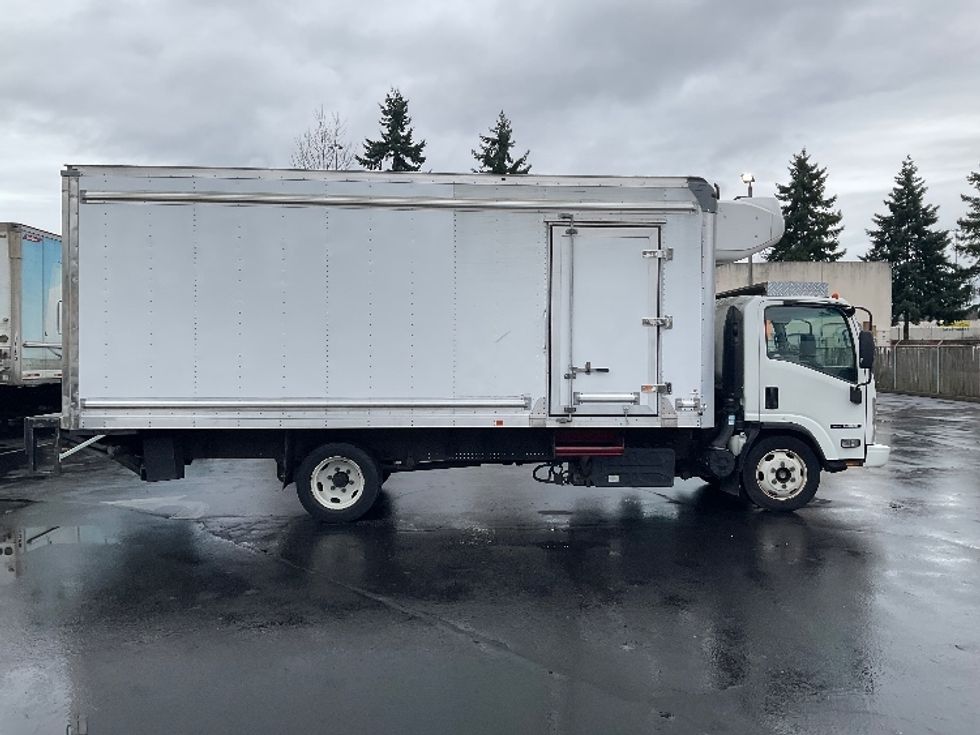 Refrigerated Truck-Light and Medium Duty Trucks-Isuzu-2018-NRR-Kent-WA-139,262\n\t\tmiles-$ 47,000 - Image 15