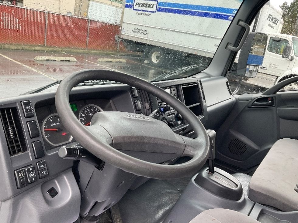 Refrigerated Truck-Light and Medium Duty Trucks-Isuzu-2018-NRR-Kent-WA-139,262\n\t\tmiles-$ 47,000 - Image 18