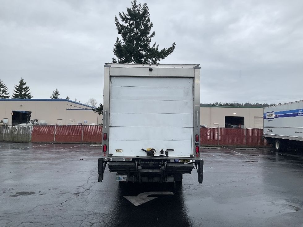 Refrigerated Truck-Light and Medium Duty Trucks-Isuzu-2018-NRR-Kent-WA-139,262\n\t\tmiles-$ 47,000 - Image 7