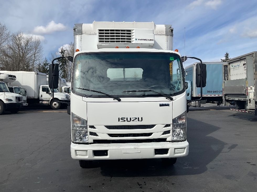 Refrigerated Truck-Light and Medium Duty Trucks-Isuzu-2018-NRR-Kent-WA-87,673\n\t\tmiles-$ 52,000 - Image 2