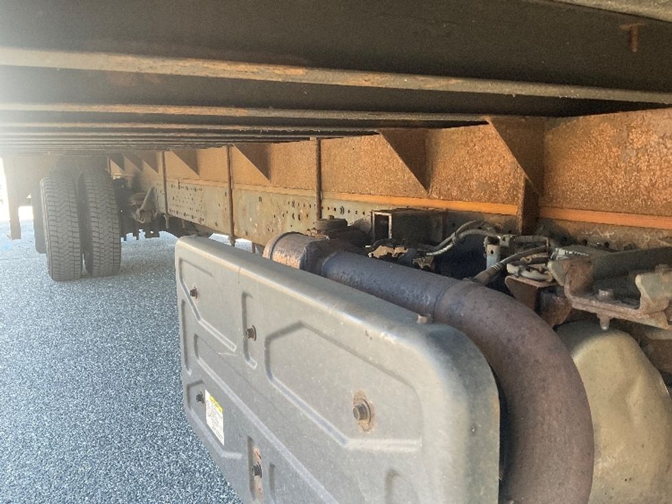 Refrigerated Truck-Light and Medium Duty Trucks-Isuzu-2018-NRR-Londonderry-NH-185,750\n\t\tmiles-$ 37,750 - Image 14