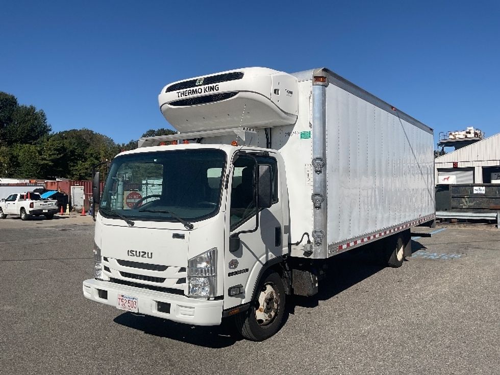 Refrigerated Truck-Light and Medium Duty Trucks-Isuzu-2018-NRR-Londonderry-NH-185,750\n\t\tmiles-$ 37,750 - Image 3
