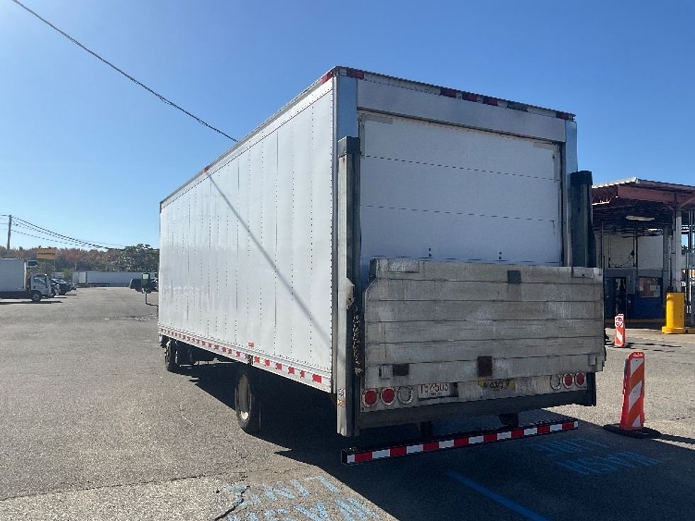 Refrigerated Truck-Light and Medium Duty Trucks-Isuzu-2018-NRR-Londonderry-NH-185,750\n\t\tmiles-$ 37,750 - Image 6