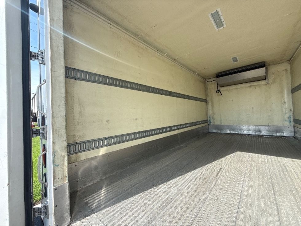 Refrigerated Truck-Light and Medium Duty Trucks-Isuzu-2019-NPR-La Porte-IN-120,796\n\t\tmiles-$ 44,000 - Image 10