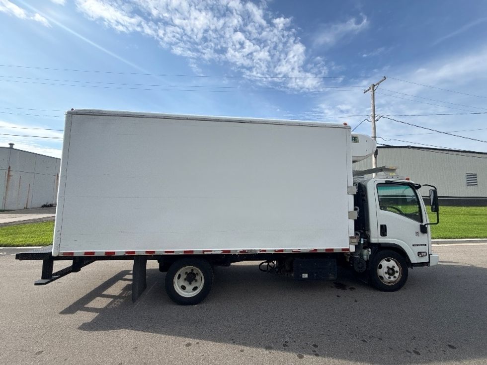 Refrigerated Truck-Light and Medium Duty Trucks-Isuzu-2019-NPR-La Porte-IN-120,796\n\t\tmiles-$ 44,000 - Image 14