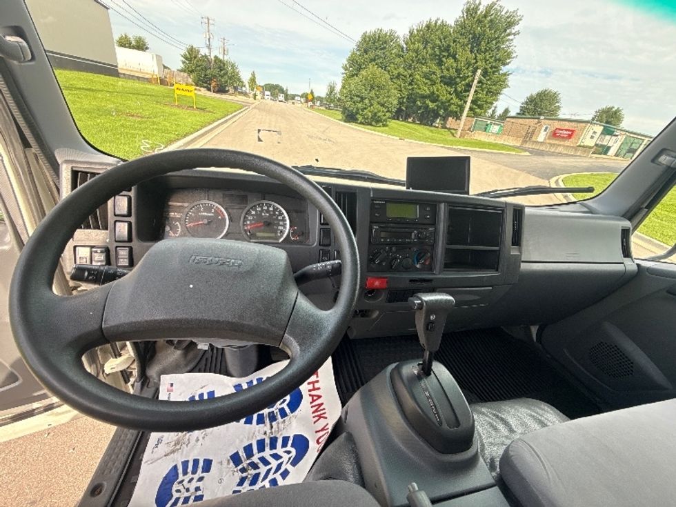 Refrigerated Truck-Light and Medium Duty Trucks-Isuzu-2019-NPR-La Porte-IN-120,796\n\t\tmiles-$ 44,000 - Image 17