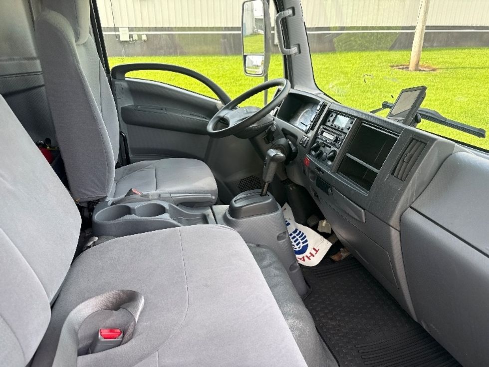 Refrigerated Truck-Light and Medium Duty Trucks-Isuzu-2019-NPR-La Porte-IN-120,796\n\t\tmiles-$ 44,000 - Image 21