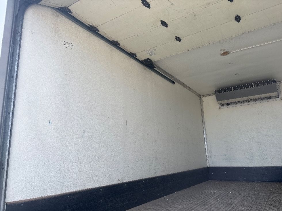 Refrigerated Truck-Light and Medium Duty Trucks-Isuzu-2019-NPRXD-Albuquerque-NM-147,305\n\t\tmiles-$ 49,000 - Image 10