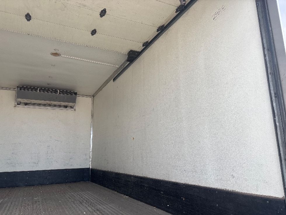 Refrigerated Truck-Light and Medium Duty Trucks-Isuzu-2019-NPRXD-Albuquerque-NM-147,305\n\t\tmiles-$ 49,000 - Image 11