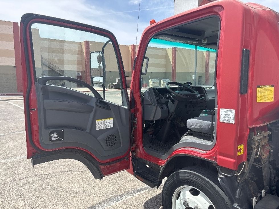 Refrigerated Truck-Light and Medium Duty Trucks-Isuzu-2019-NPRXD-Albuquerque-NM-147,305\n\t\tmiles-$ 49,000 - Image 15