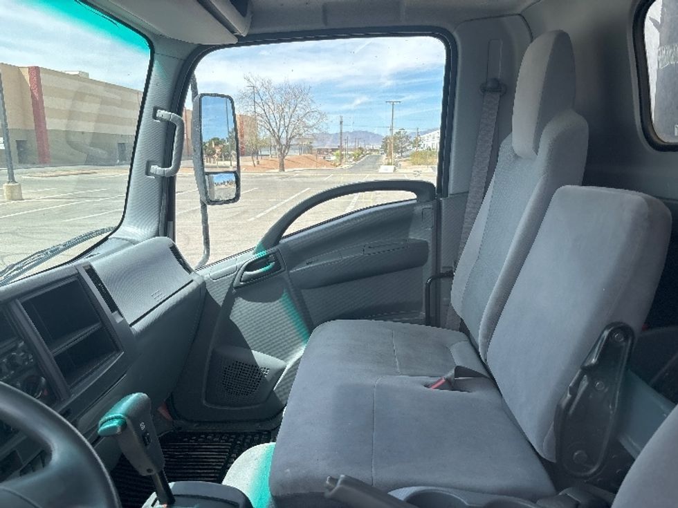 Refrigerated Truck-Light and Medium Duty Trucks-Isuzu-2019-NPRXD-Albuquerque-NM-147,305\n\t\tmiles-$ 49,000 - Image 18