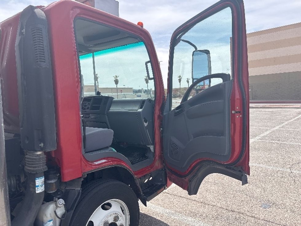 Refrigerated Truck-Light and Medium Duty Trucks-Isuzu-2019-NPRXD-Albuquerque-NM-147,305\n\t\tmiles-$ 49,000 - Image 19