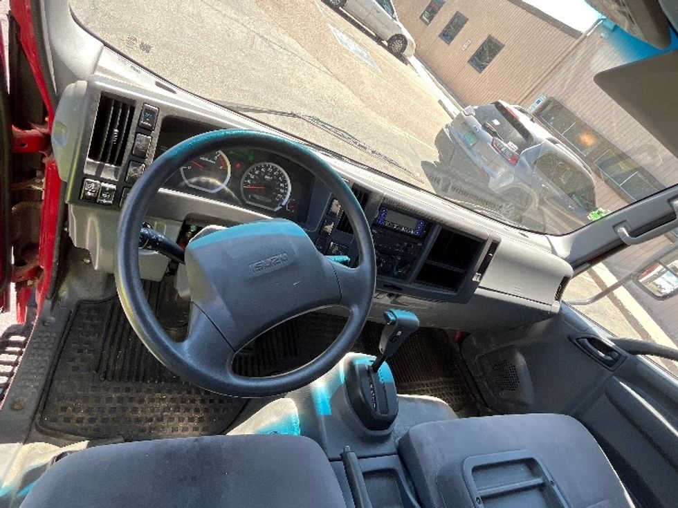 Refrigerated Truck-Light and Medium Duty Trucks-Isuzu-2019-NPRXD-Albuquerque-NM-181,022\n\t\tmiles-$ 41,250 - Image 18