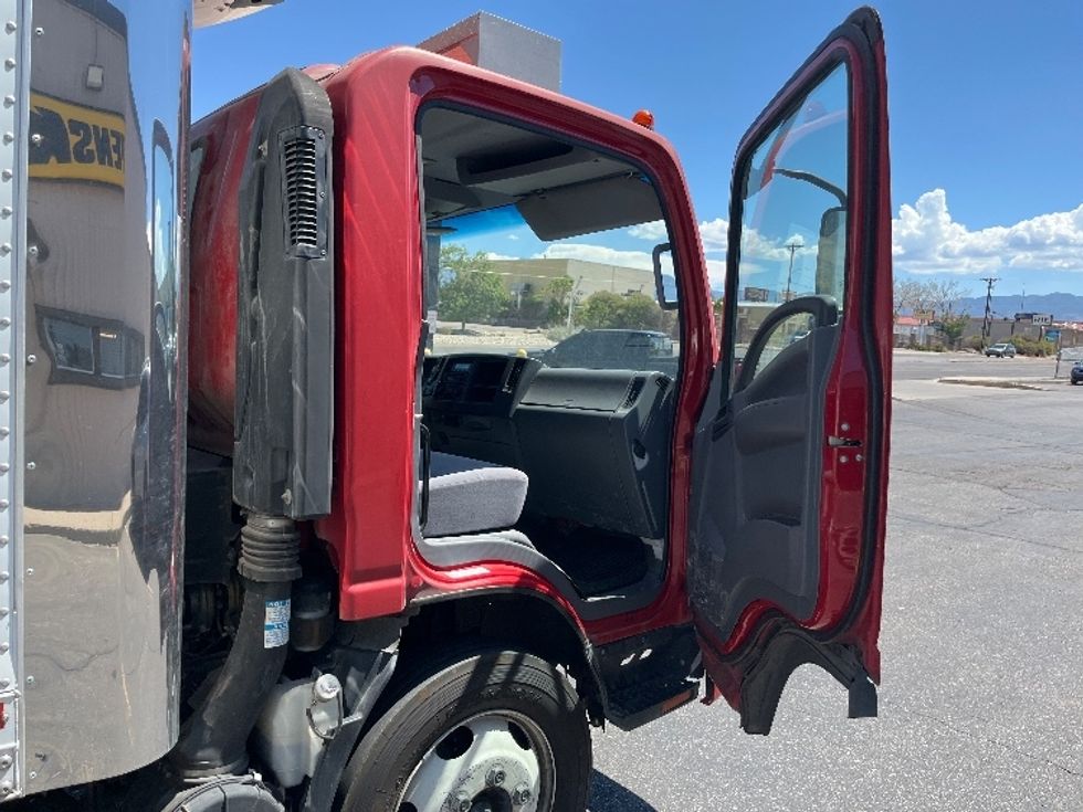 Refrigerated Truck-Light and Medium Duty Trucks-Isuzu-2019-NPRXD-Albuquerque-NM-181,022\n\t\tmiles-$ 41,250 - Image 20