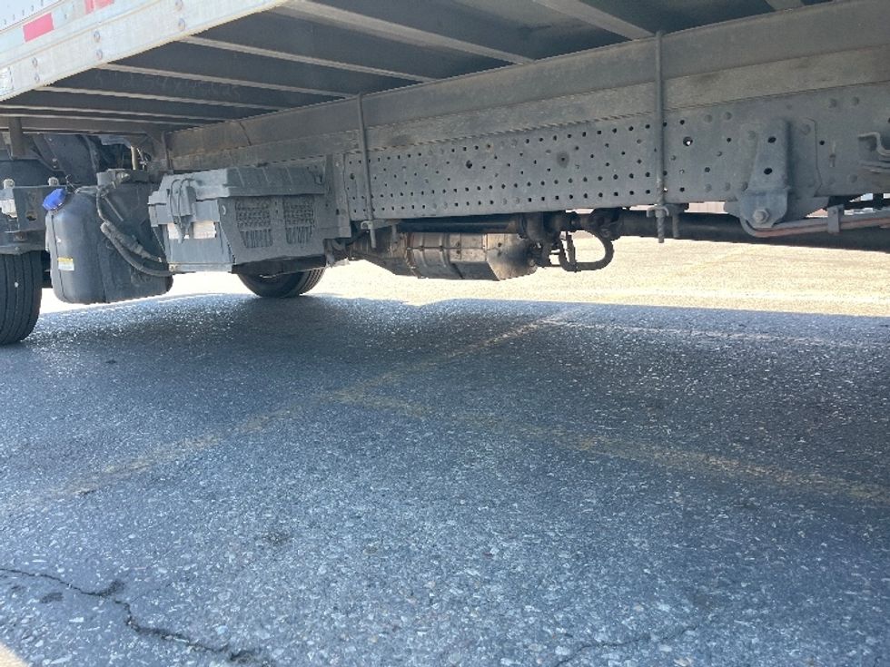 Refrigerated Truck-Light and Medium Duty Trucks-Isuzu-2019-NPRXD-Albuquerque-NM-181,022\n\t\tmiles-$ 41,250 - Image 5