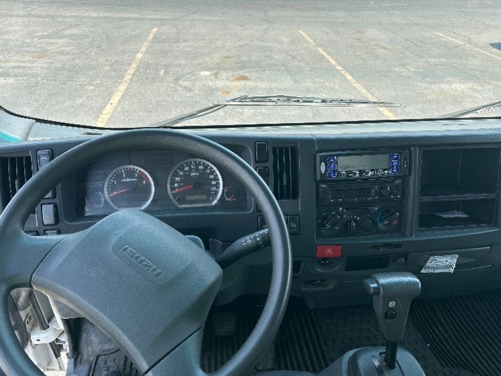 Refrigerated Truck-Light and Medium Duty Trucks-Isuzu-2019-NPRXD-El Paso-TX-173,552\n\t\tmiles-$ 41,500 - Image 17