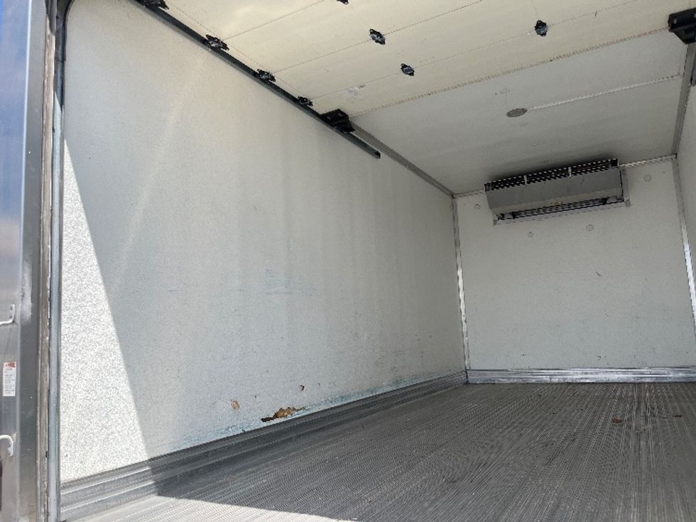 Refrigerated Truck-Light and Medium Duty Trucks-Isuzu-2019-NPRXD-El Paso-TX-92,730\n\t\tmiles-$ 51,750 - Image 11