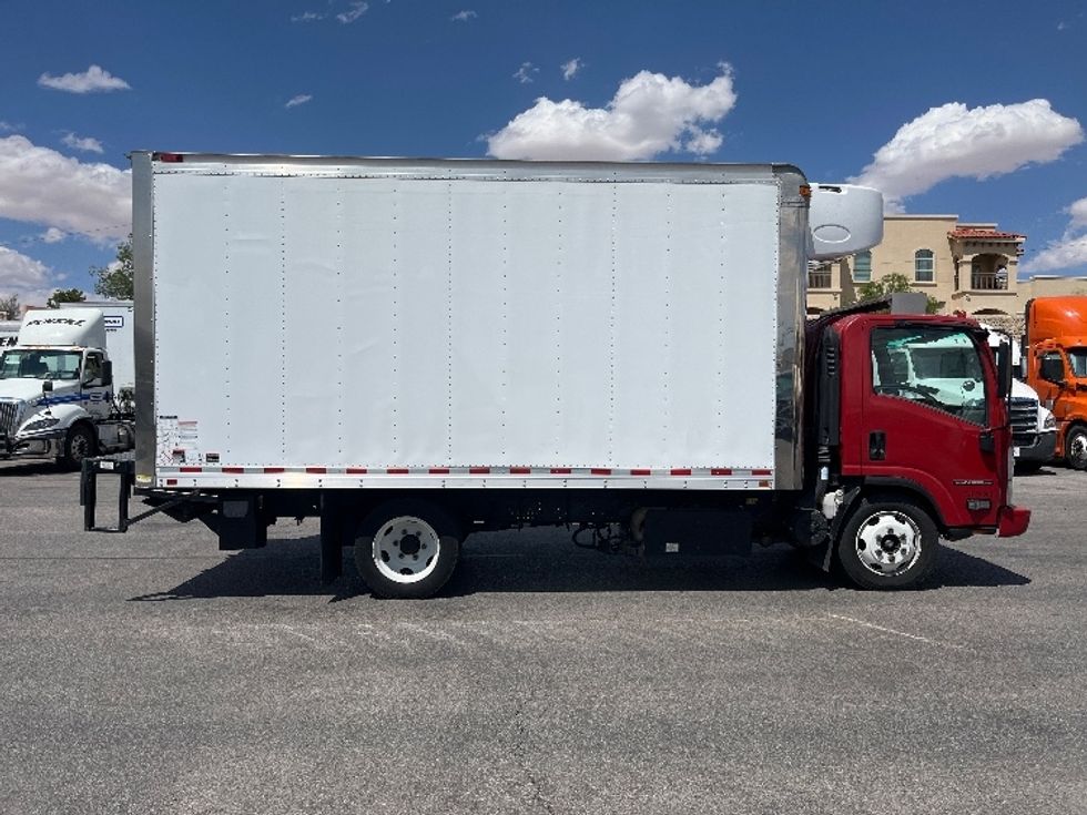 Refrigerated Truck-Light and Medium Duty Trucks-Isuzu-2019-NPRXD-El Paso-TX-92,730\n\t\tmiles-$ 51,750 - Image 15