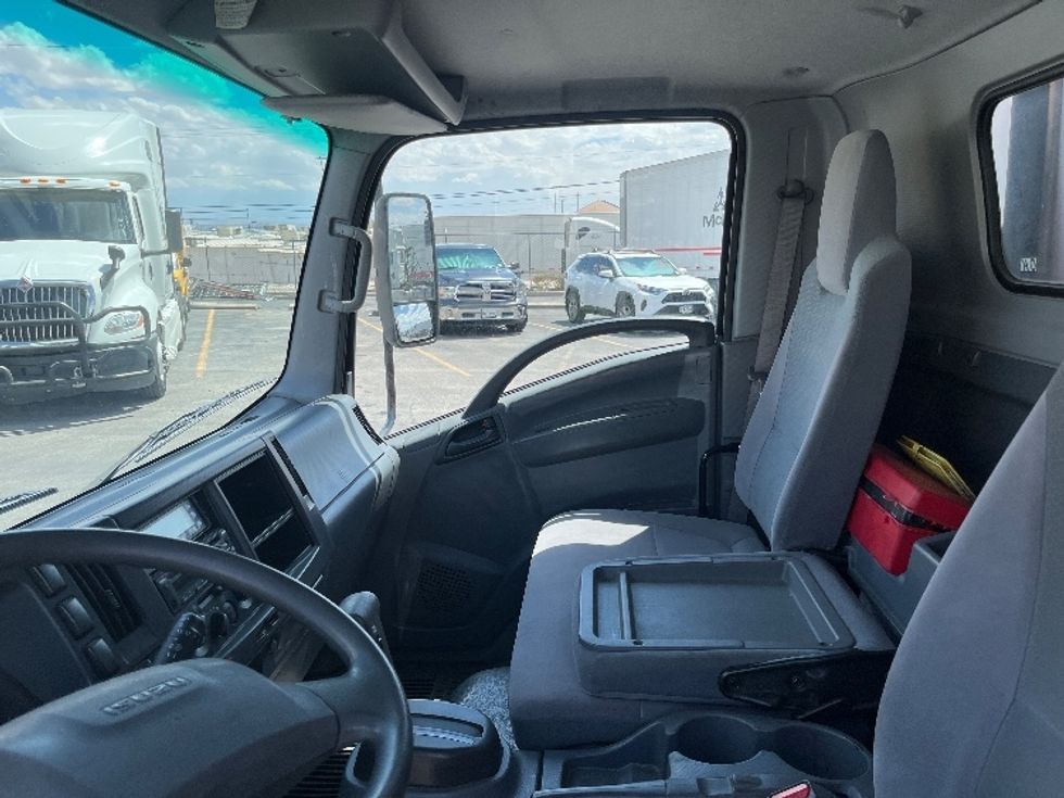 Refrigerated Truck-Light and Medium Duty Trucks-Isuzu-2019-NPRXD-El Paso-TX-92,730\n\t\tmiles-$ 51,750 - Image 19