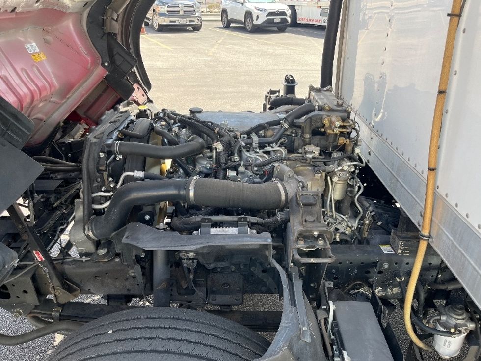 Refrigerated Truck-Light and Medium Duty Trucks-Isuzu-2019-NPRXD-El Paso-TX-92,730\n\t\tmiles-$ 51,750 - Image 24