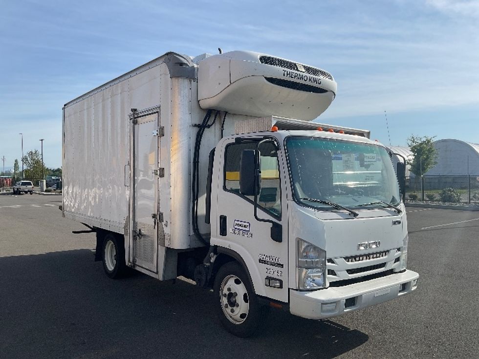 Refrigerated Truck-Light and Medium Duty Trucks-Isuzu-2019-NPRXD-Everett-WA-76,299\n\t\tmiles-$ 53,750 - Image 1