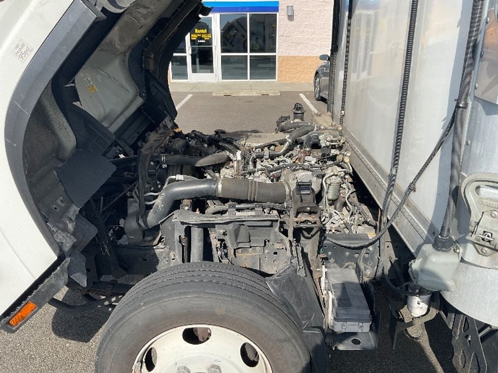 Refrigerated Truck-Light and Medium Duty Trucks-Isuzu-2019-NPRXD-Everett-WA-76,299\n\t\tmiles-$ 53,750 - Image 24